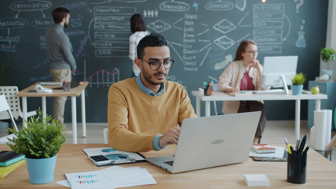 Công cụ nghiên cứu từ khóa SEO web free - phân tích dữ liệu tìm kiếm