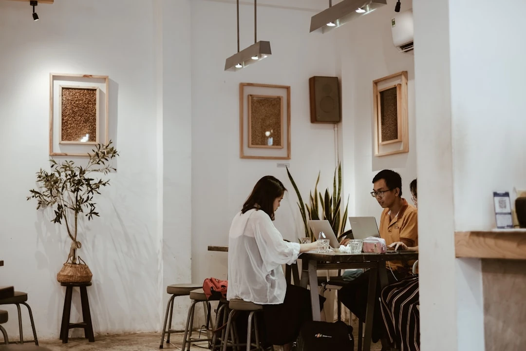 Phân loại độc giả guest post theo mục đích (Educational, Promotional) và mức độ (Beginner, Intermediate, Advanced)